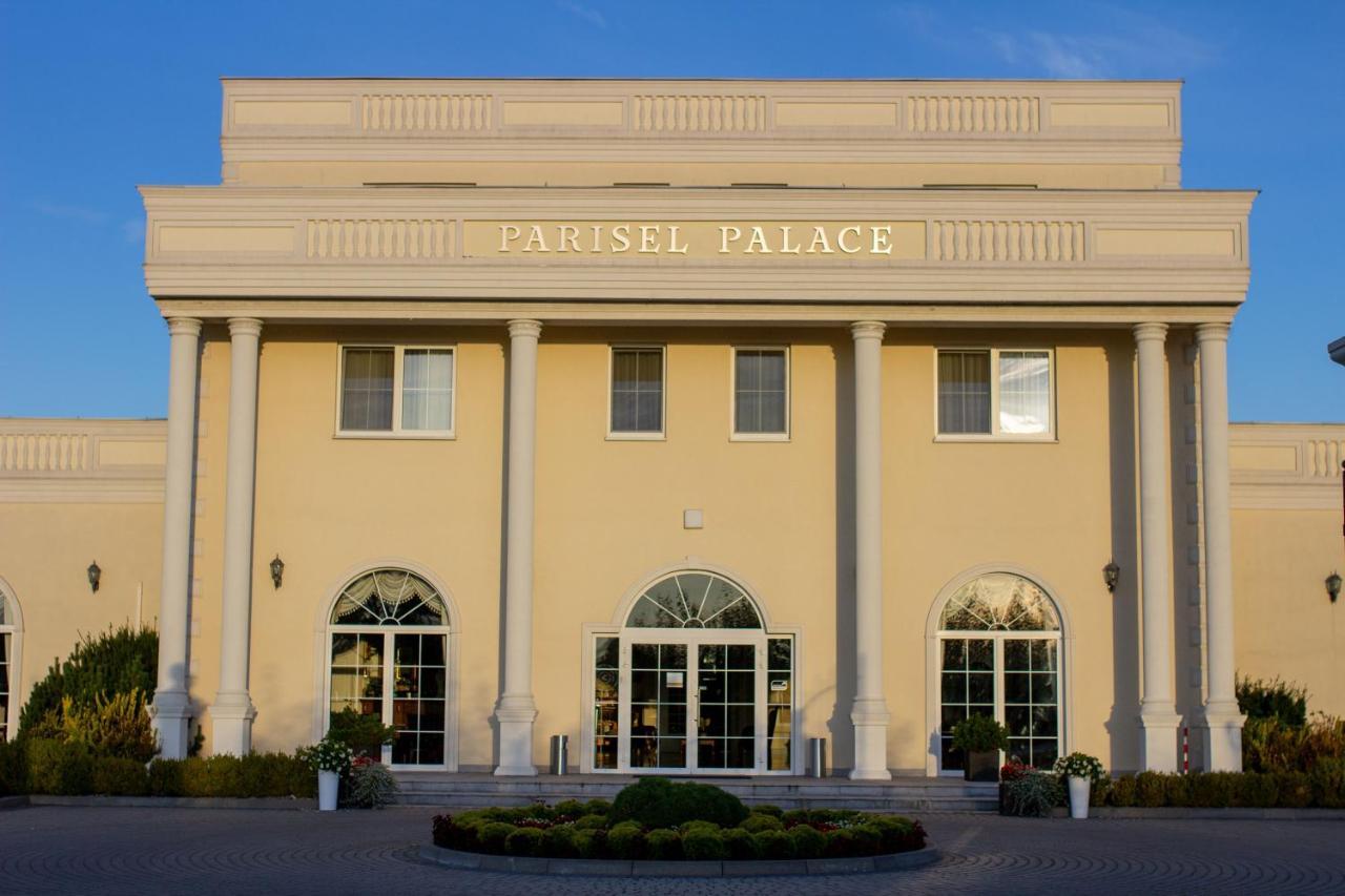 Parisel Palace Centrum Konferencyjno-Wypoczynkowe Klimki Pod Lukowem Exterior photo